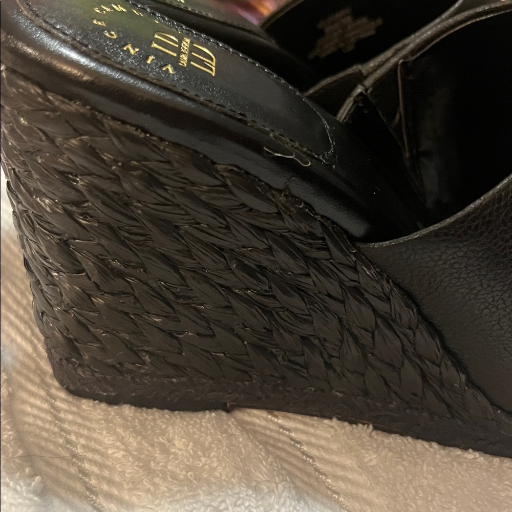 Vince Camuto Black Leather Mules - Picture 4 of 6
